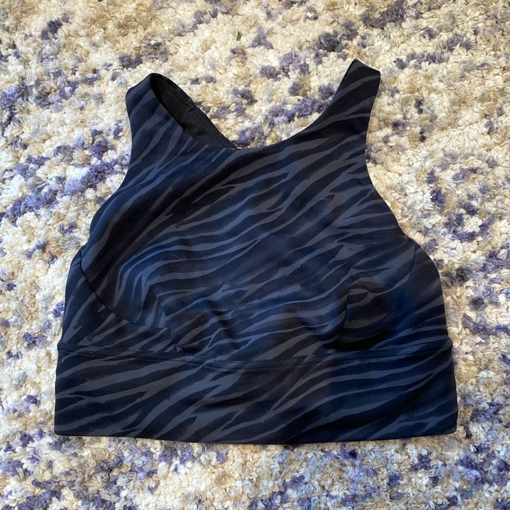Lululemon sports bra, size 8